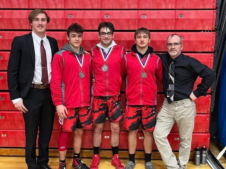 3 Youngsville wrestlers advance to D10 2A championships News, Sports